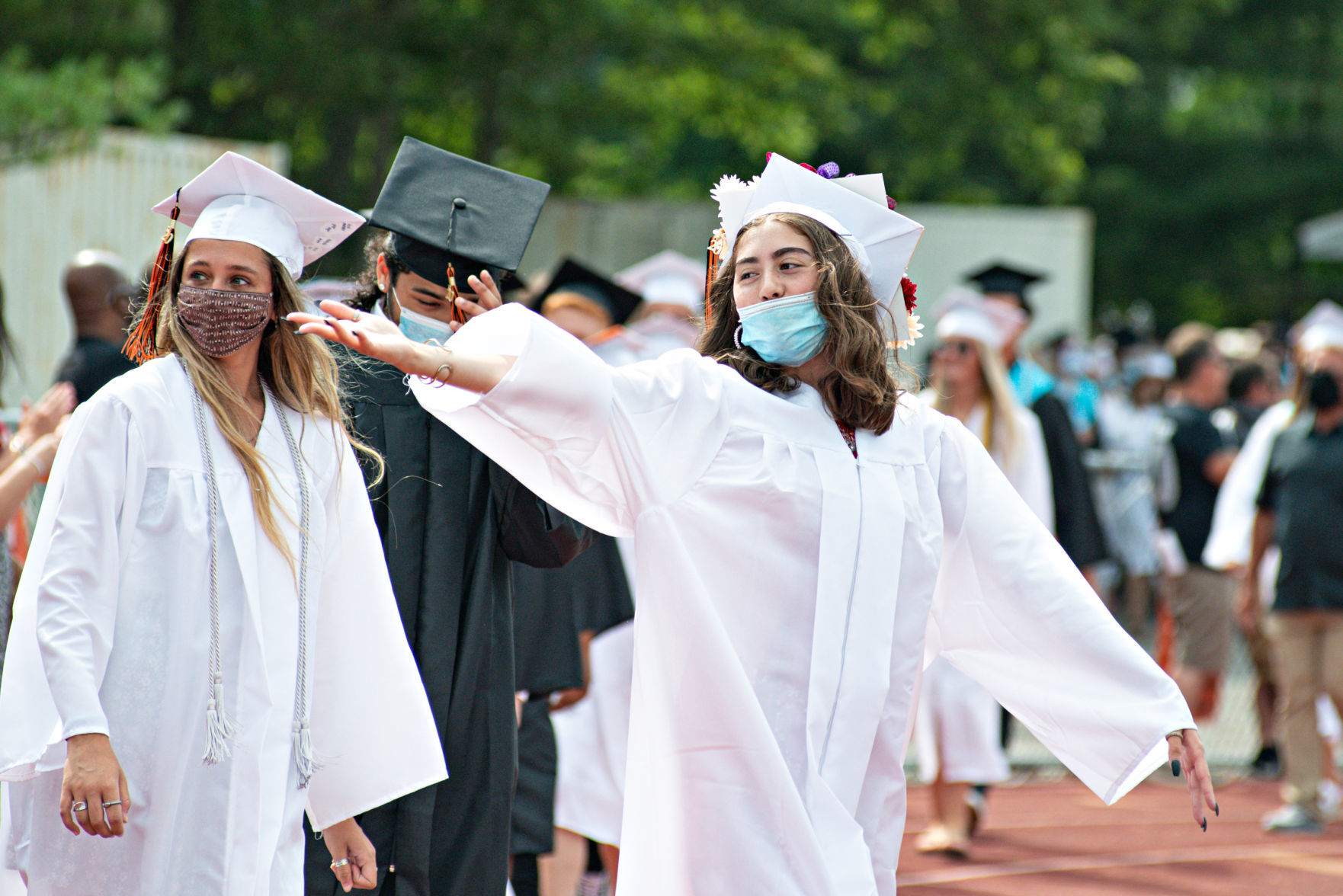 070820_nws_middlegrad